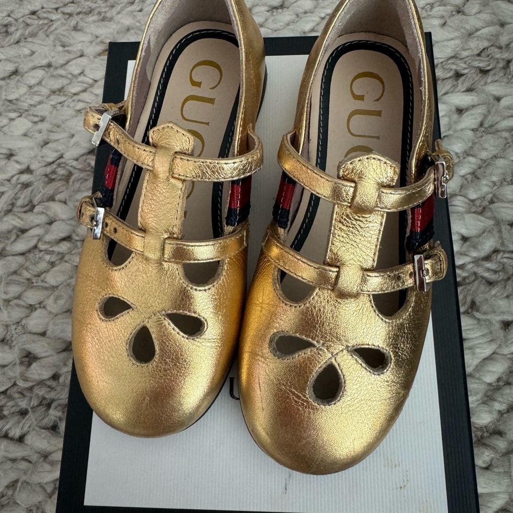Gucci Kids Gold Mary Jane size 25